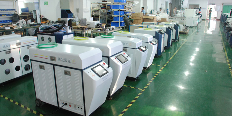 通發(fā)激光TFL-80PF<a href='http://m.jamosaic.com/product/2.htm' class='text_a'>光纖<a href='http://m.jamosaic.com' class='text_a'>激光焊接機(jī)</a></a>