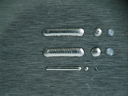 <a href='http://m.jamosaic.com/product/3.htm' class='text_a'>模具激光焊機</a>修復鏡面模具效果